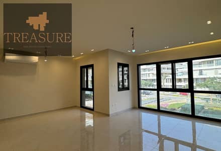 semi furnished Apartment for rent in Villette
