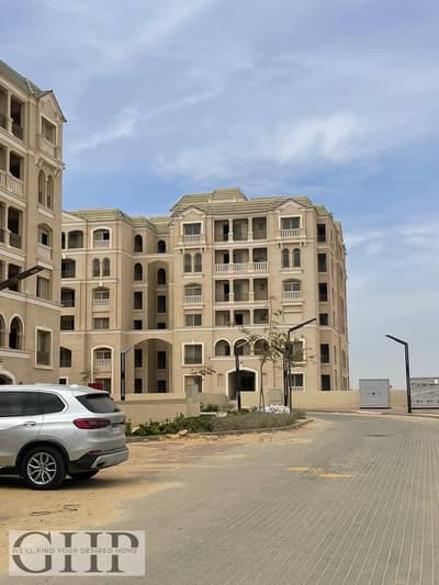 BUA: 161m Apartment for Sale Including Maintenance & Club in L'Avenir Mostakbal City