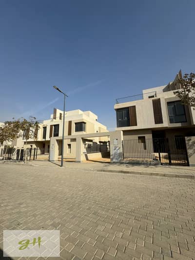 فيلا مستقلة 251 متر مُشطبة بالكامل علي لاندسكيب للبيع في سوديك إيست الشروق Sodic East AL Shorouk City