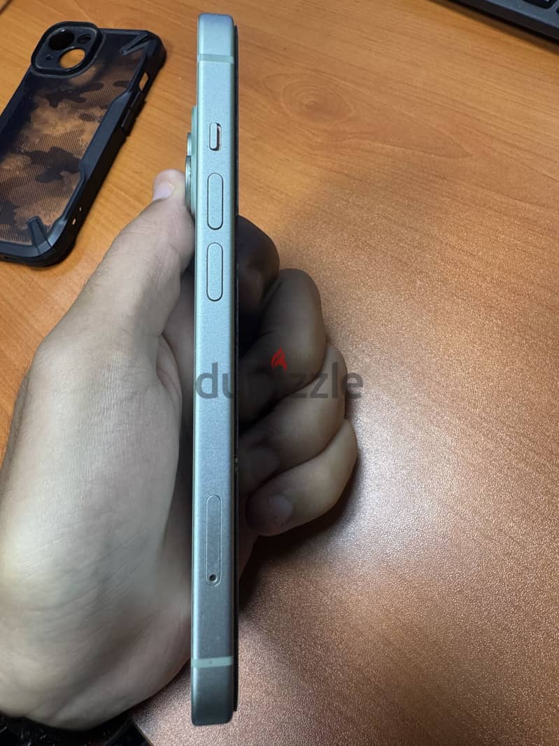 Apple - iPhone 15 5