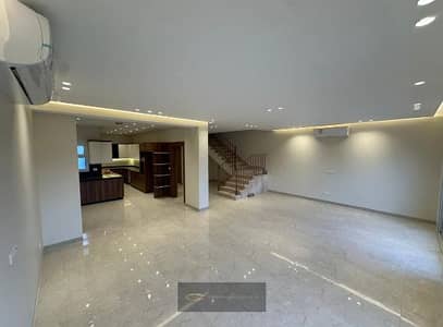 Prime Townhouse for Rent in Etapa Sheikh Zayed | First Occupancy | 4BR | Ultra Super Lux | Kitchen & ACs | Great View | EGP 75K