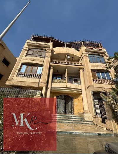 شقة ارضي بجاردن 200 متر استلام فوري للبيع فى البنفسج 4 التجمع الاول نيو كايرو شارع التسعين Al Banafseg 4, First Settlement, New Cairo, 90th Street