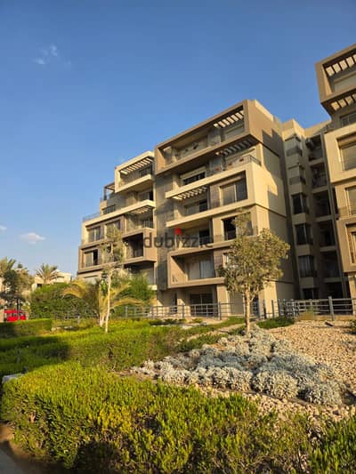 Fully finished resale apartment for sale near Golden Square in the Palm Hills compound, Fifth Settlement, at an excellent price. Fully finished resale apartment for sale near Golden Square in the Palm Hills compound, Fifth Settlement, at an excellent price.