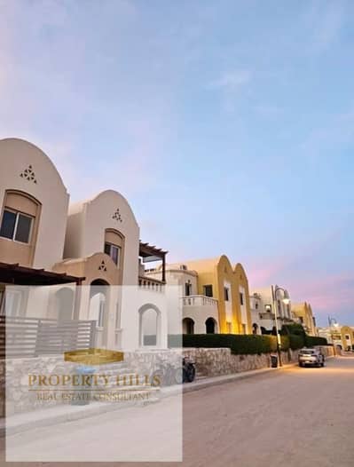 You can own a villa in El Gouna at a discounted price with a down payment of 3.5 million cash, ready for immediate occupancy.