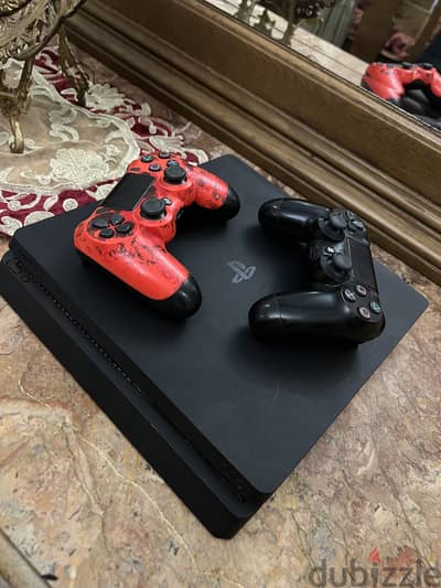 بلاي ستيشن 4 للبيع بدراعين اورجنال ps4