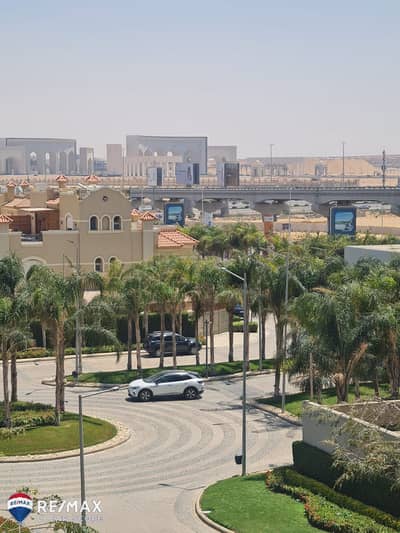 with lowest price for finished apartment in Patio Oro near to AUC