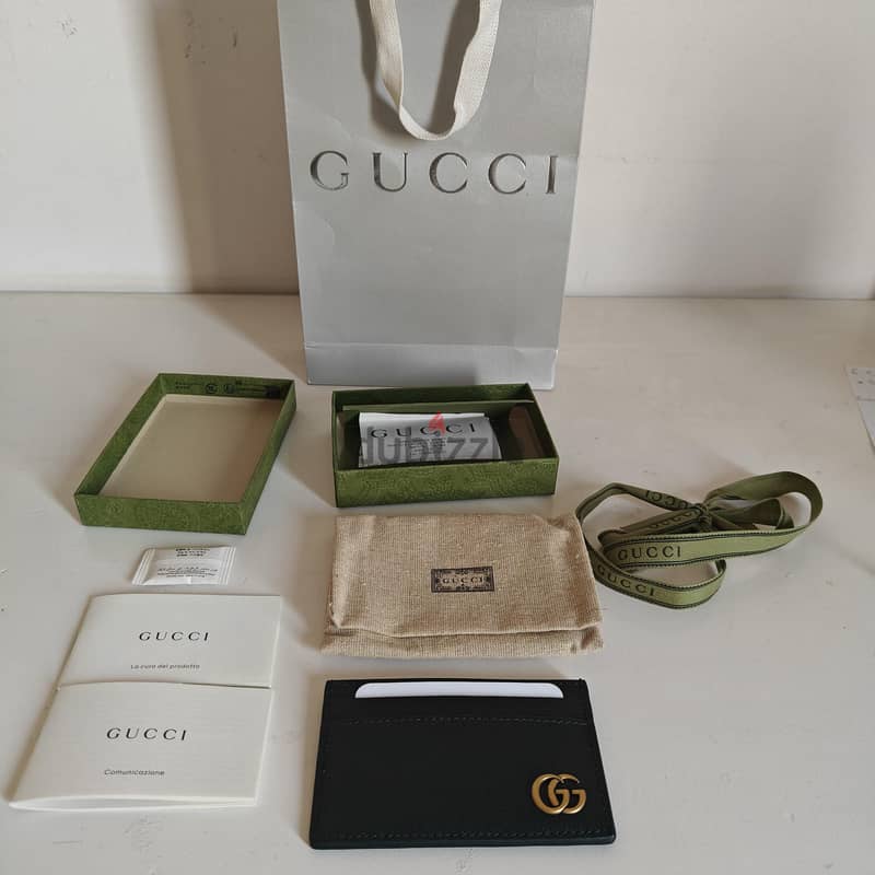 Cardholder 2