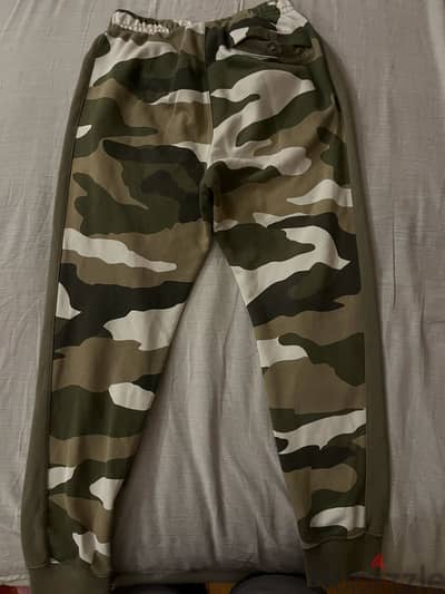 Original Nike army print