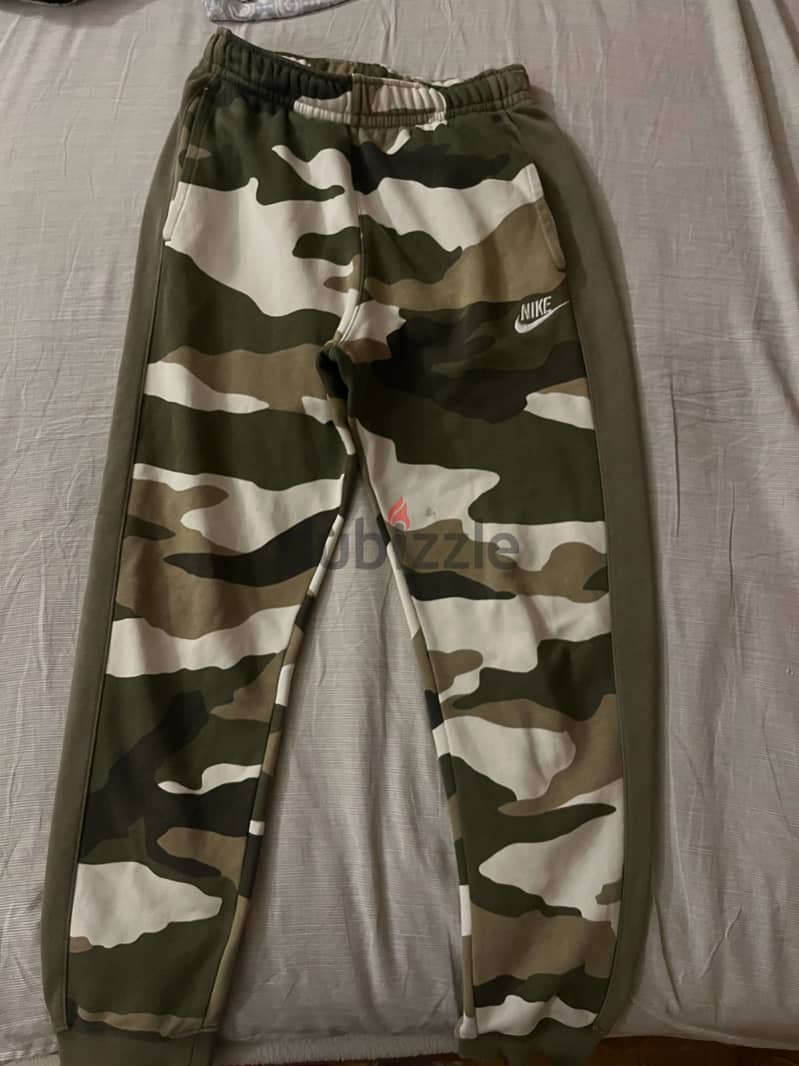 Original Nike army print 3