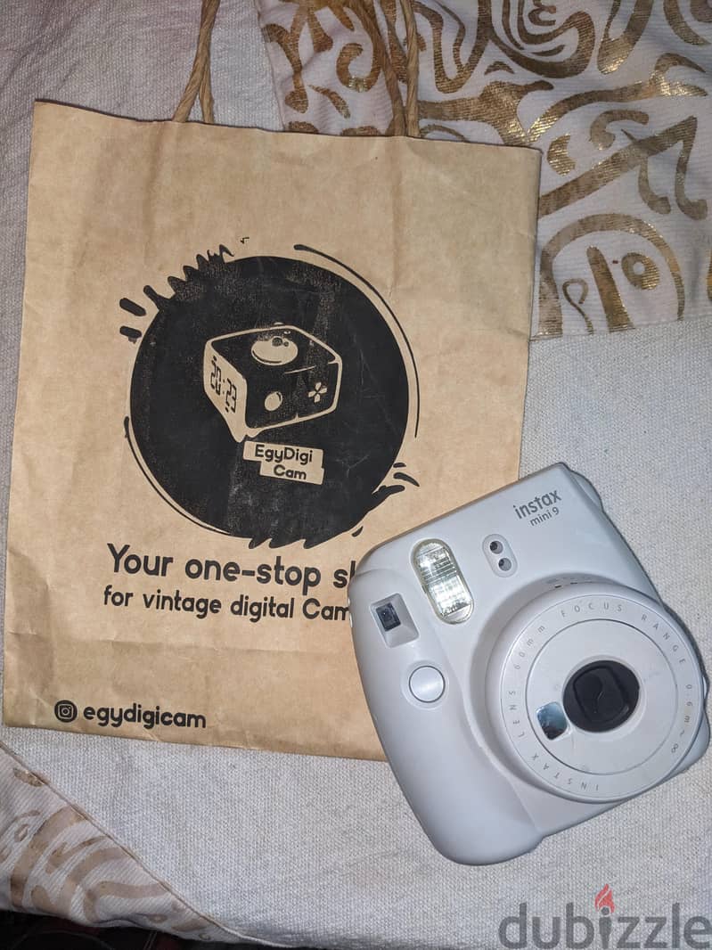 Instax Mini 9 Fujifilm Instant camera - Mint condition 1