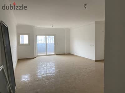 For rent in my city, an apartment of 225 meters, new law in B8, the most beautiful and upscale stages of my city, the patio model with 3 rooms and 3 bathrooms, fourth floor, finishing by the company next to the services