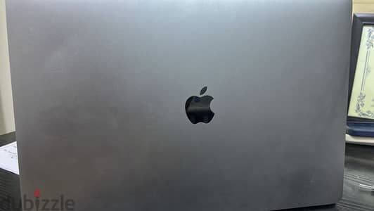  MacBook Pro 15” 2018 – i9 / 32GB / 1TB