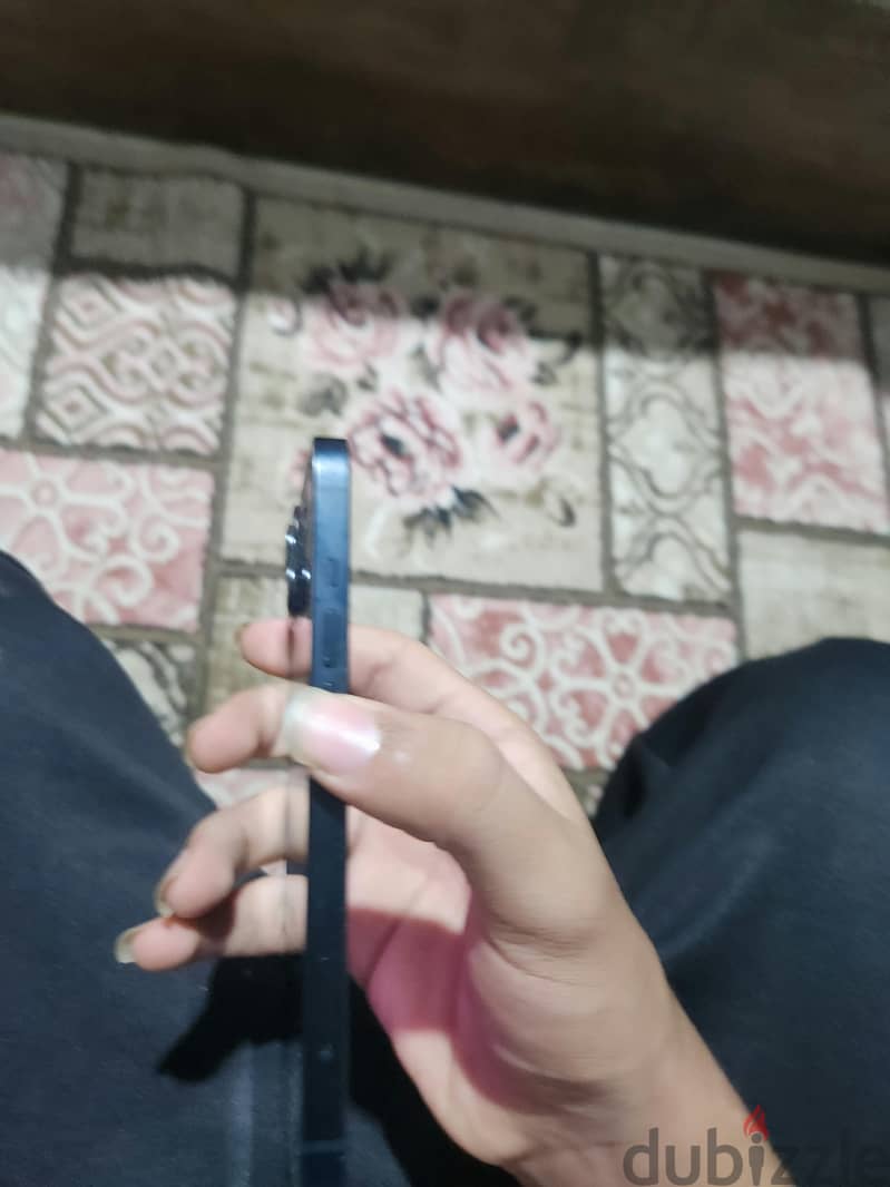 ايفون 13 4