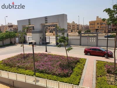 For rent furnished apartment in Jaide Compound, New Cairo, steps from Al Rehab