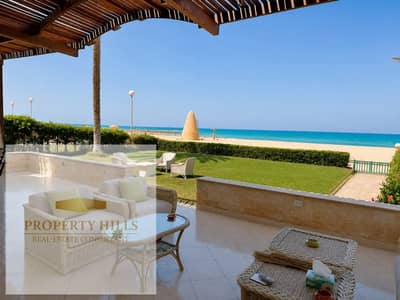 3-Bedroom Chalet for Sale in Marina 5 – First Row Directly on the Sea & Lagoon    Direct first-row chalet with an open view of both the sea and lagoon