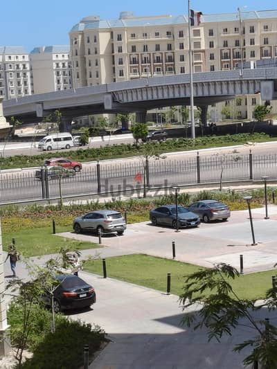 شقة من المالك بمقدم 900 الف ١١٧ متر ٢ نوم  بالفرش  والاجهزة  باللاتيني