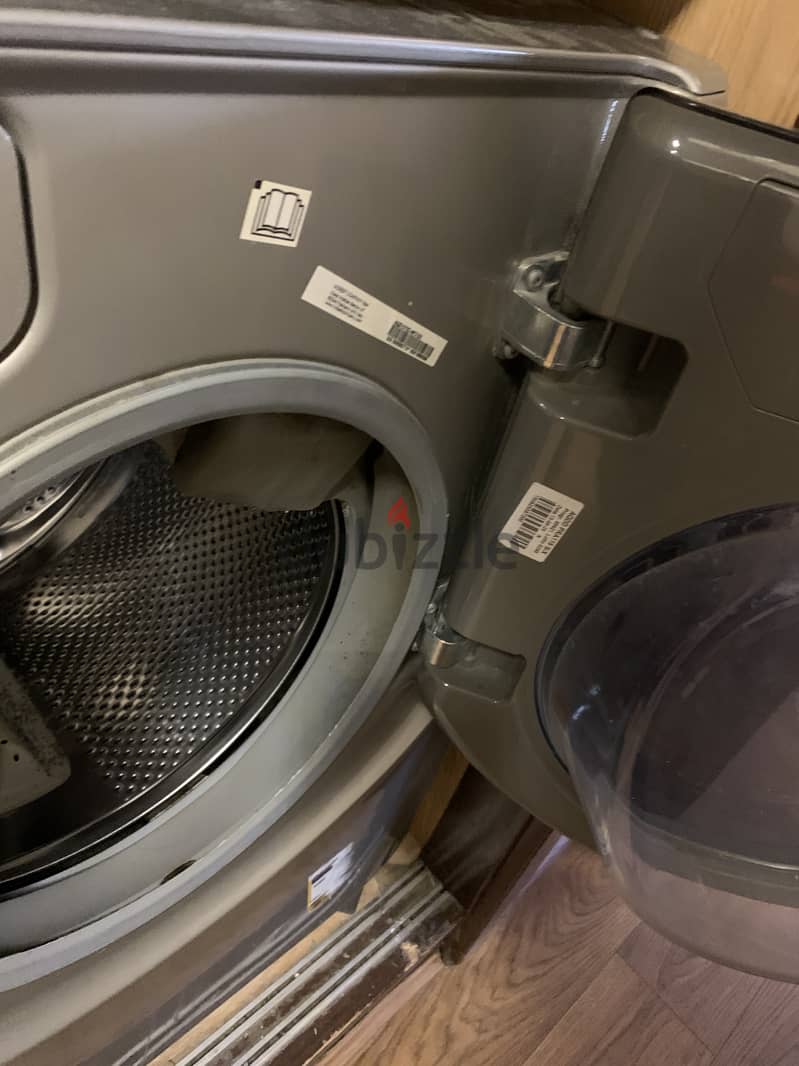 Ariston AQUALTIS Front Load Full Automatic Washing Machine With Dryer, 3