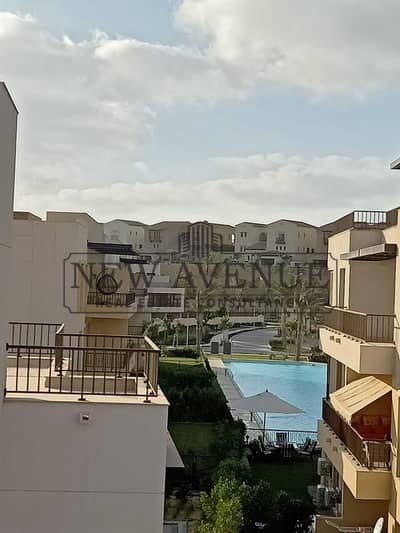 بنتهاوس للبيع في marassi blancaبموقع مميز متشطب  و فرش فندقي