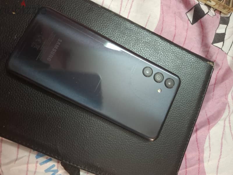 Samsung a04s 5