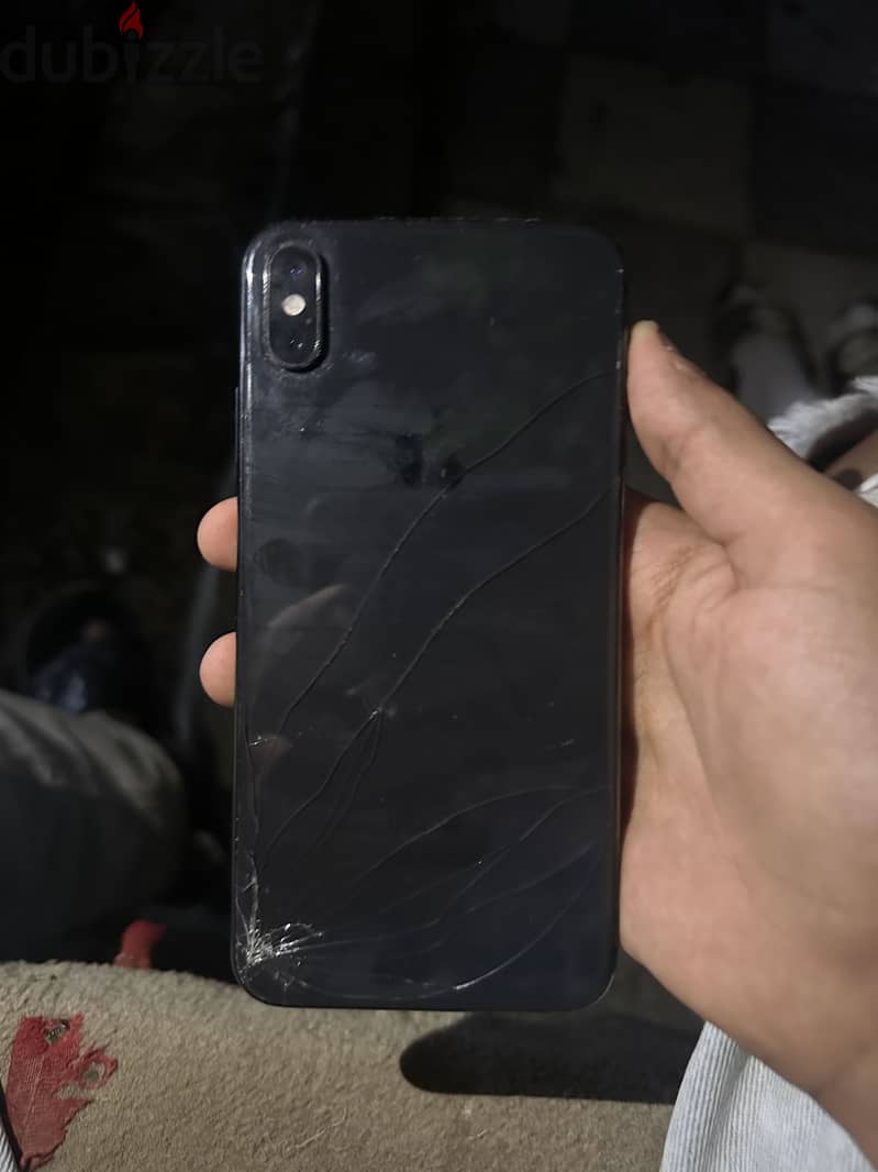 Apple - iPhone XS Max 3
