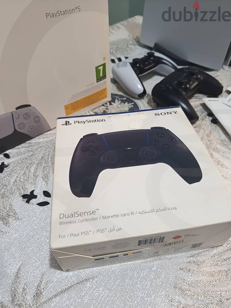PlayStation 5 Console with Extra Controller - Box Included 9