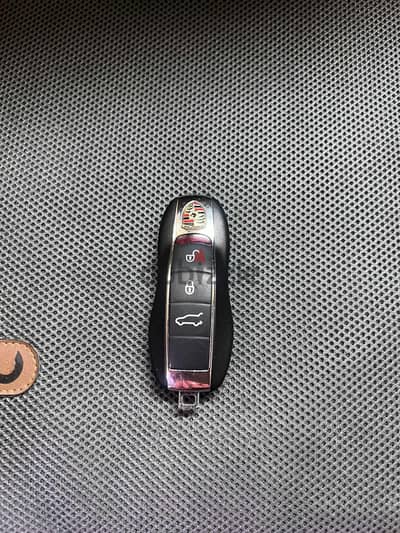 Porsche key