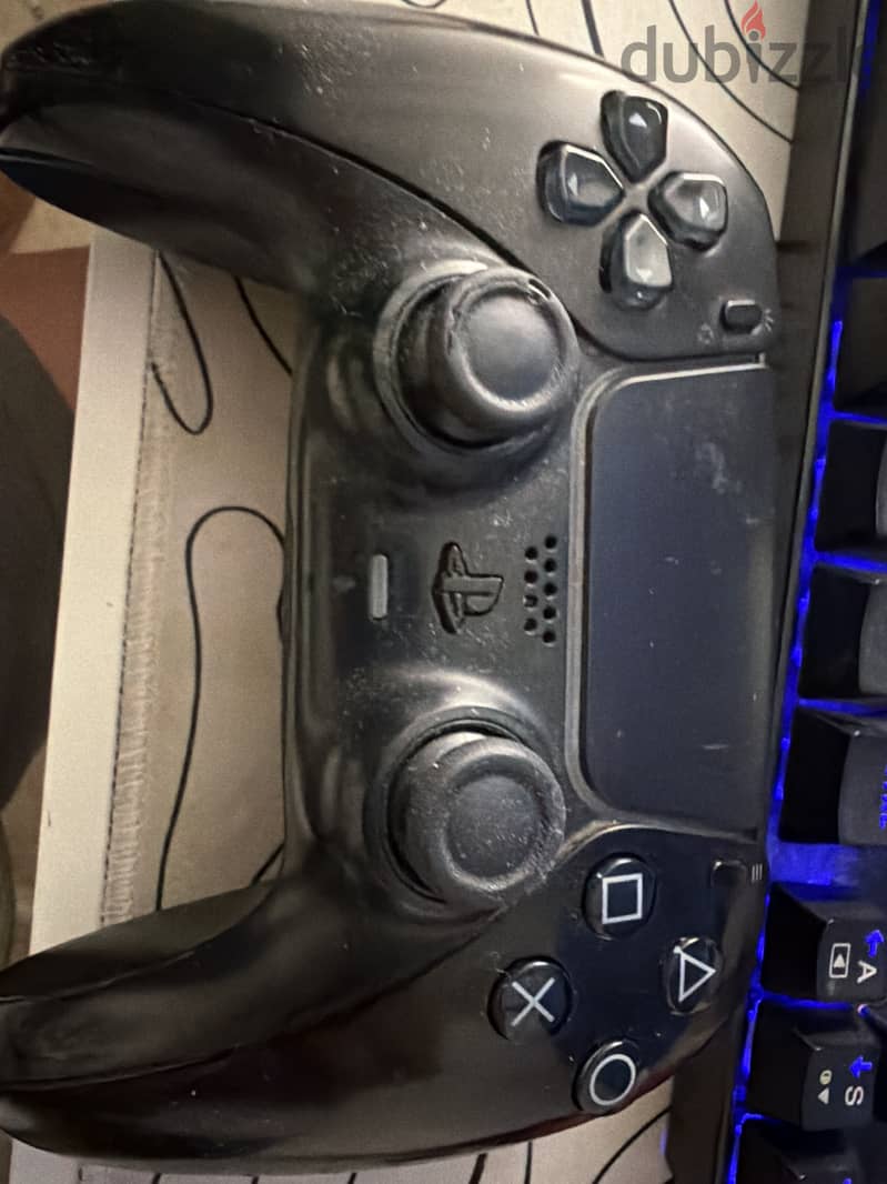 2 Ps 5 controller 1