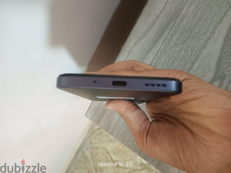 ريلمى سى 75 12