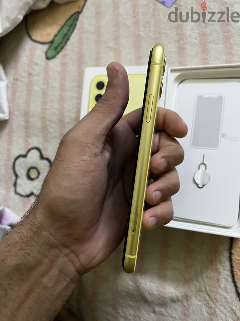 Apple - iPhone 11 1