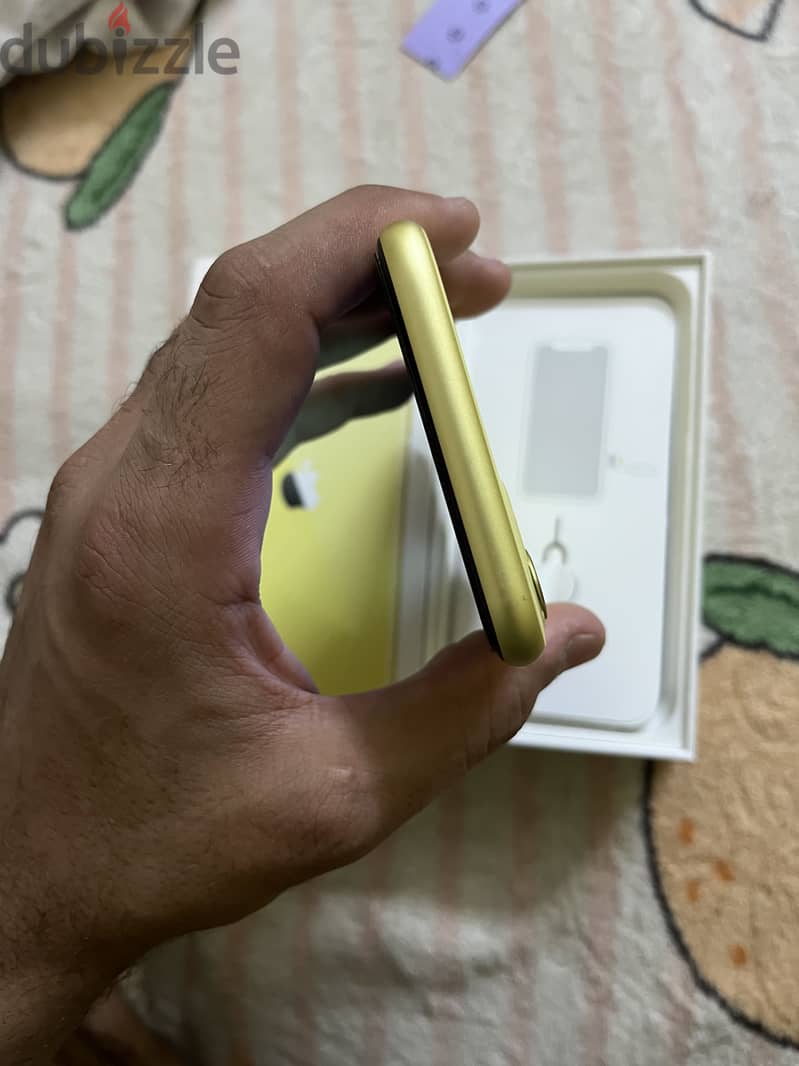 Apple - iPhone 11 2