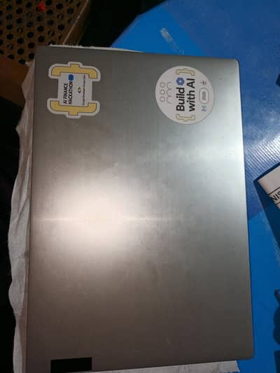 Lenovo IdeaPad 81y3