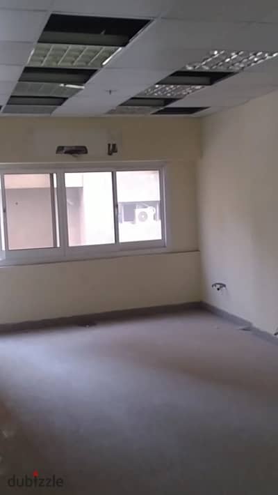 Administrative License Office First Floor 650m Near Dokki Metro Station and Tahrir Street Super Lux Finishing Luxurious Entrance Stylish Building Distinguished Address Suitable for All Administrative Purposes