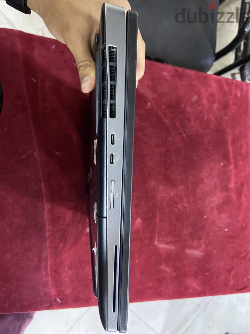 Dell precision 7730 5