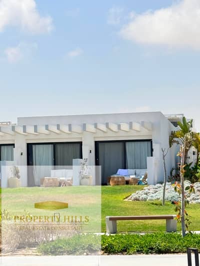 Luxury villas ready for immediate delivery in De Bay village, the most upscale village on the North Coast.