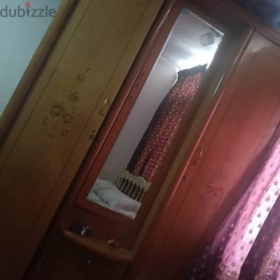 دولاب أطفال ونيش قطعتين خشب زان