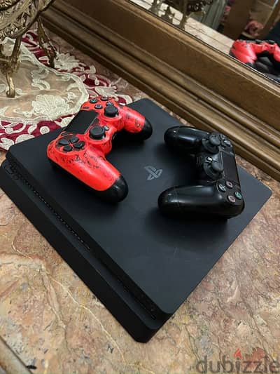 جهاز بلايستيشن ٤ سليم للبيع او البدل ps4