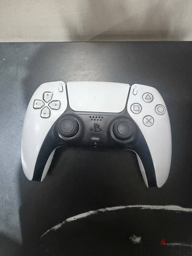 PS5 Slim Digital 1TB + Original Controller  | KSA Version 10