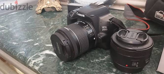 للبيع Canon 250D بحالة الزيرو + عدسة البورتريه 50mm