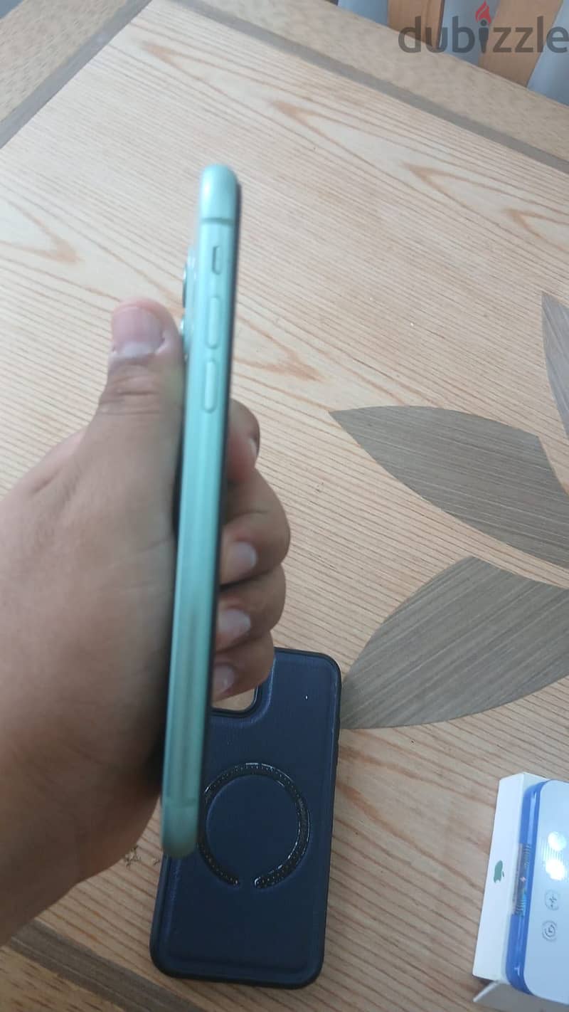 آبل - آيفون 11 3