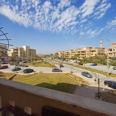  شقة لقطــــة للإيجار بالخمائل | 180م | أول دور | فيو مفتوح | بحري | Ultra Super Lux
