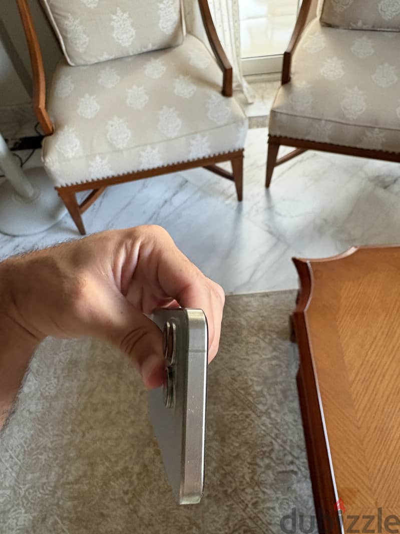 iPhone 15 Pro 128 GB (Mint Condition) 5