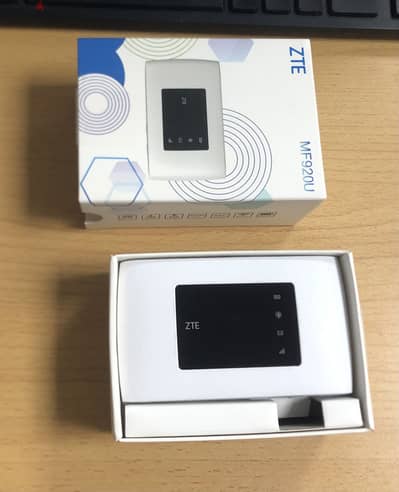 ZTE 4GLTE MF920U Like new unlocked