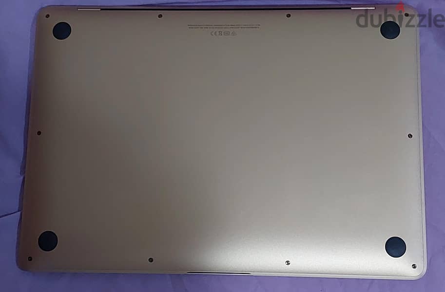 MacBook Air M1 – 2020 RAM: 8G 1
