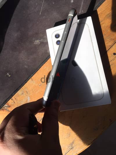 iPhone 11 - 128g