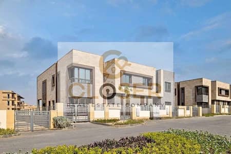 Last RTM villa, fully finished, for sale in Taj City, opposite the airport, with installments available.