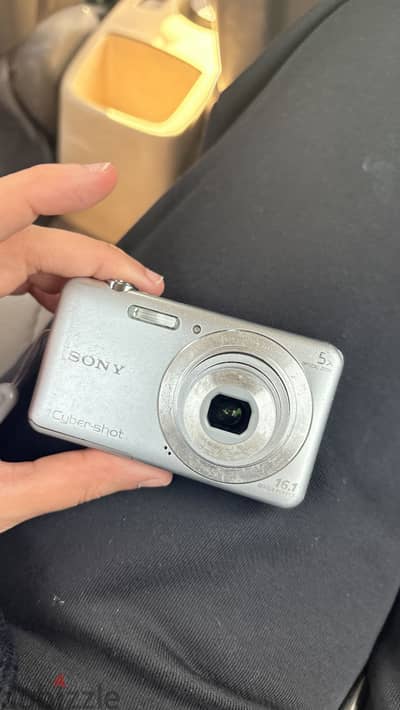 Sony Cybershot DSC-W710