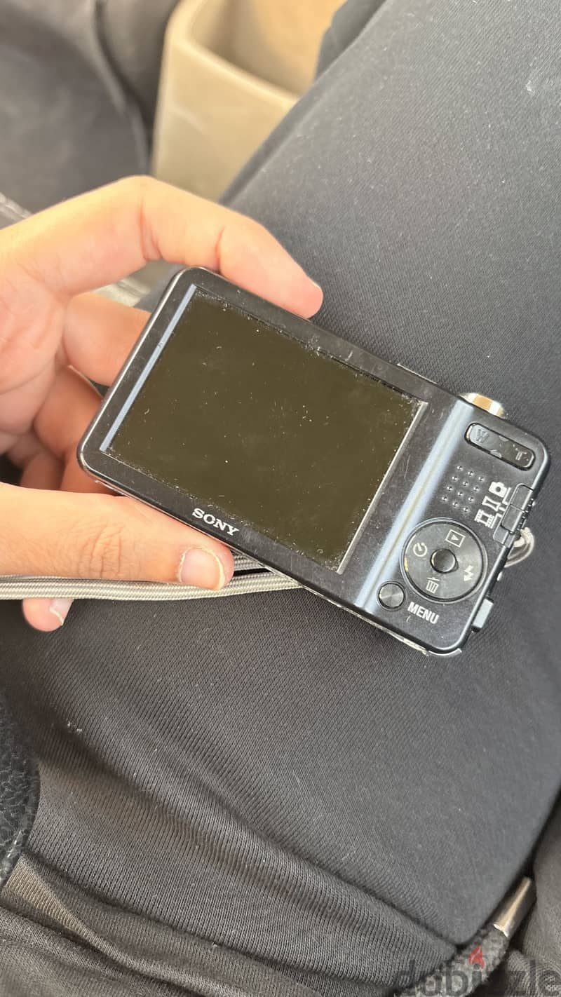 Sony Cybershot DSC-W710 1