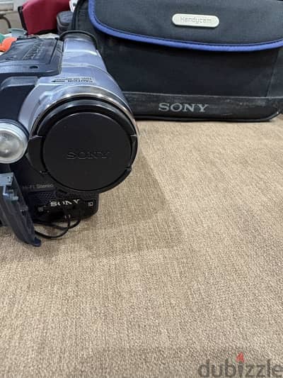 Sony Video Camera DCR-TRV140E PAL