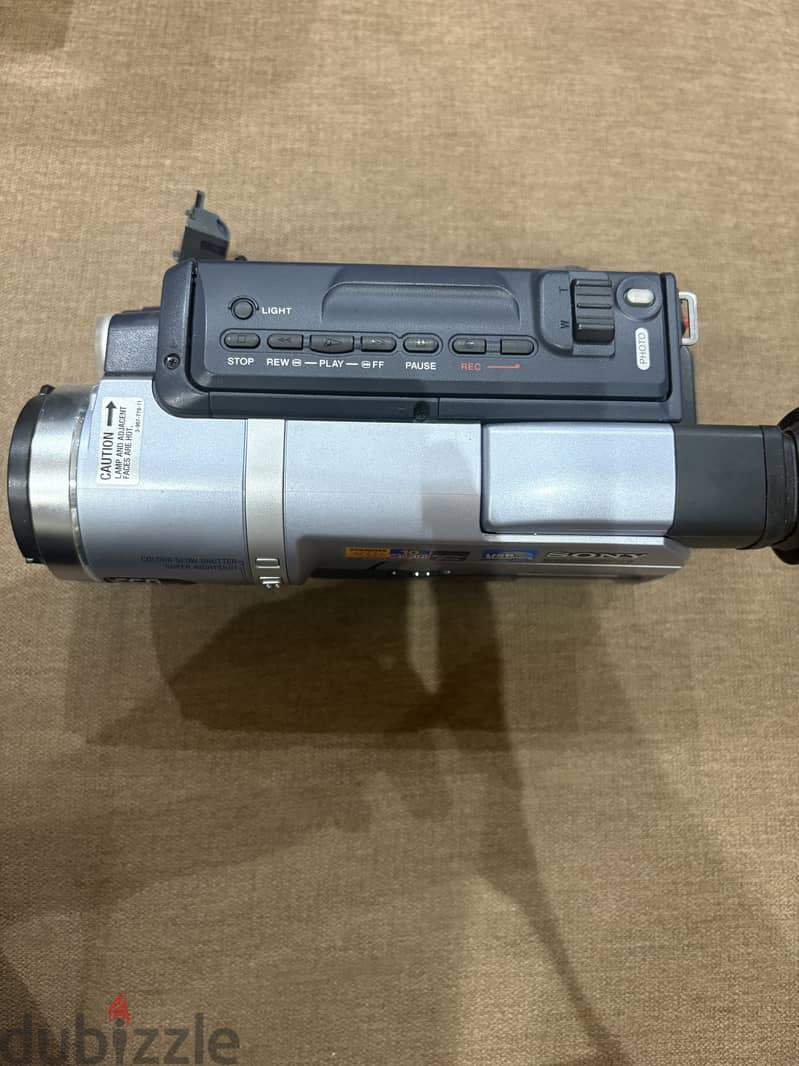 Sony Video Camera DCR-TRV140E PAL 3