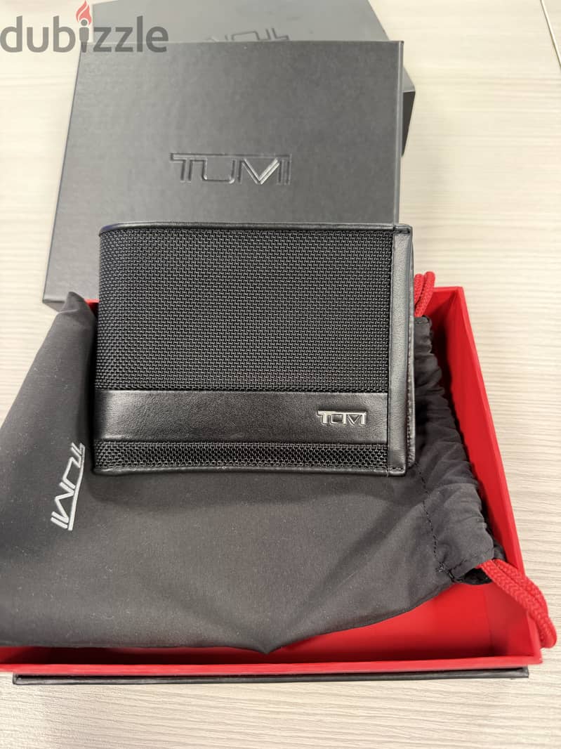 Tumi wallet original 1